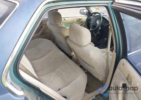 1993 Honda Accord Ex z USA, uszkodzony, nr VIN 1HGCB7674PA025932